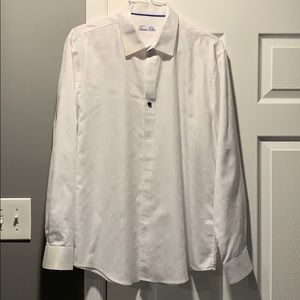 White button down shirt